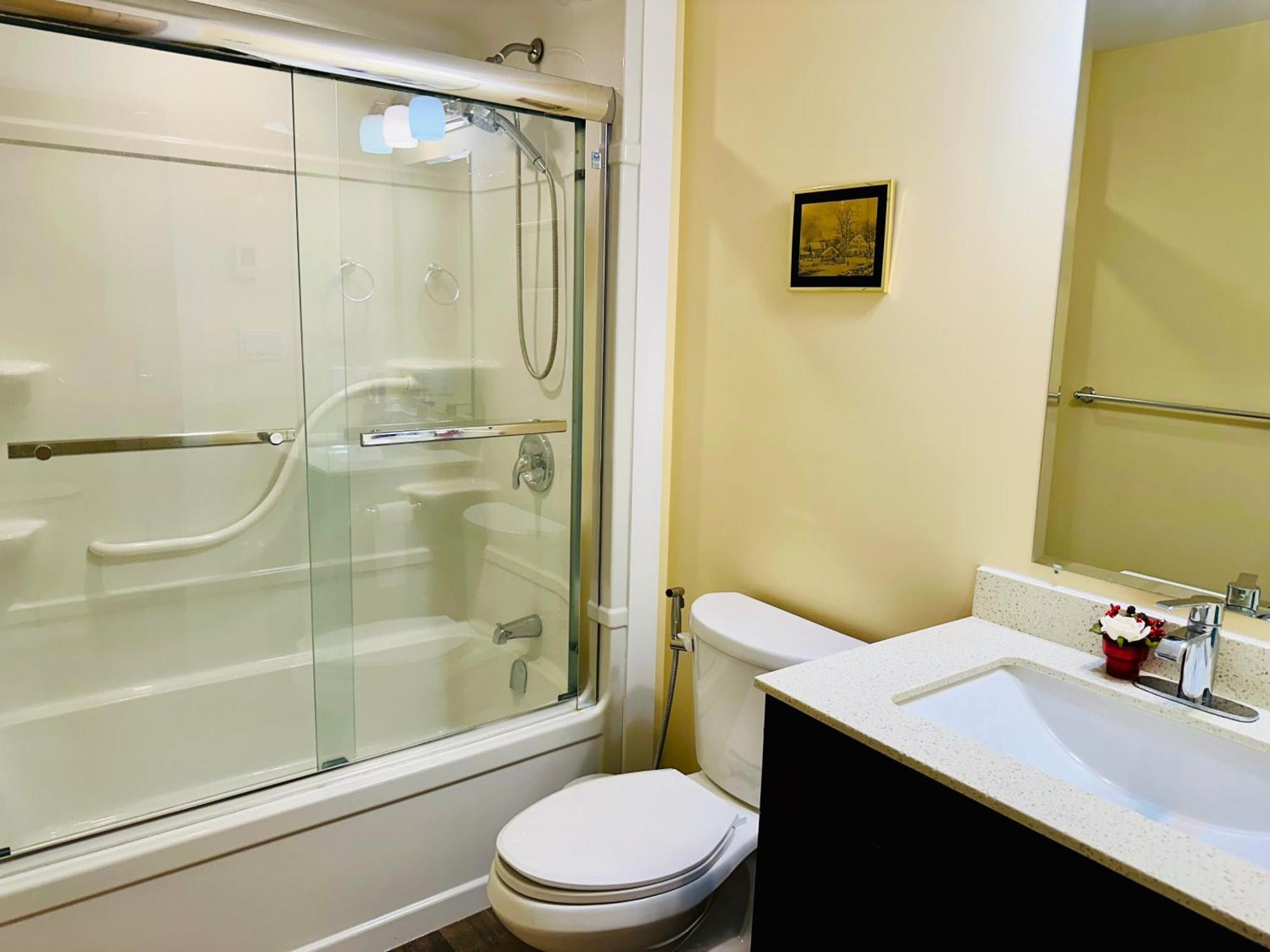 Luxurious Basement Retreat Daire Charlottetown Dış mekan fotoğraf